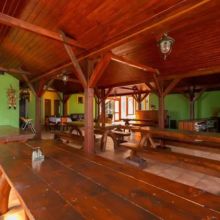 Hotel Velky Meder Отель